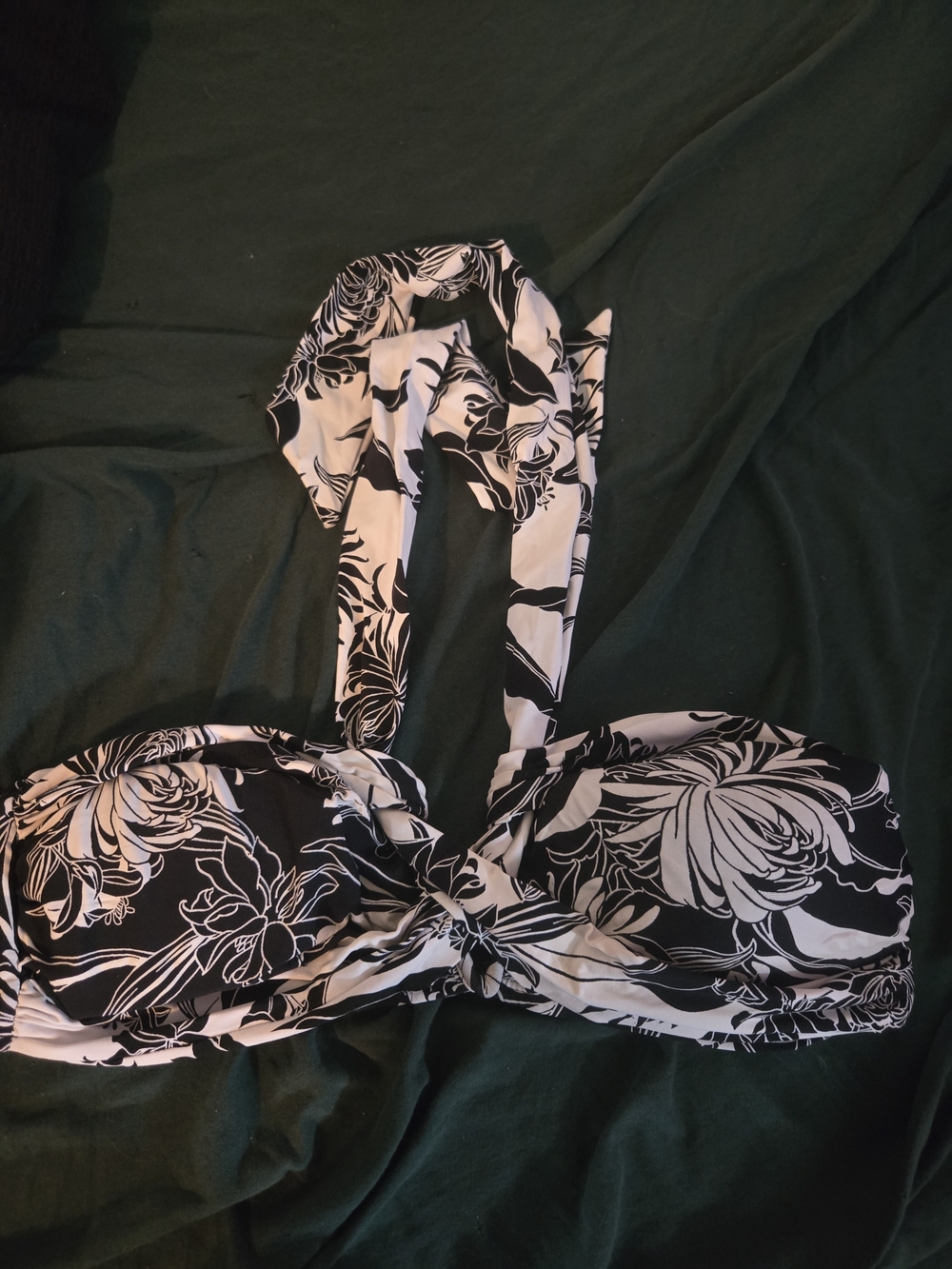 Apt. 9 Black & White Floral Bandeau Top